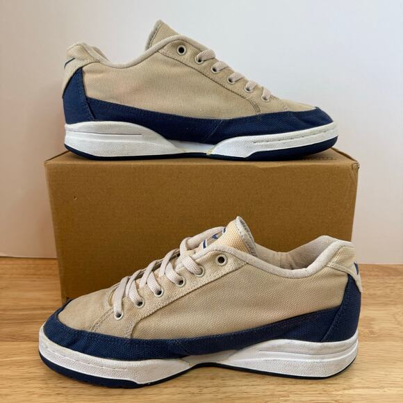 Nike GTS Canvas Shoes Tan Navy Blue Vintage 2001 Men’s Size 7 - 140330-242 - Picture 2 of 9